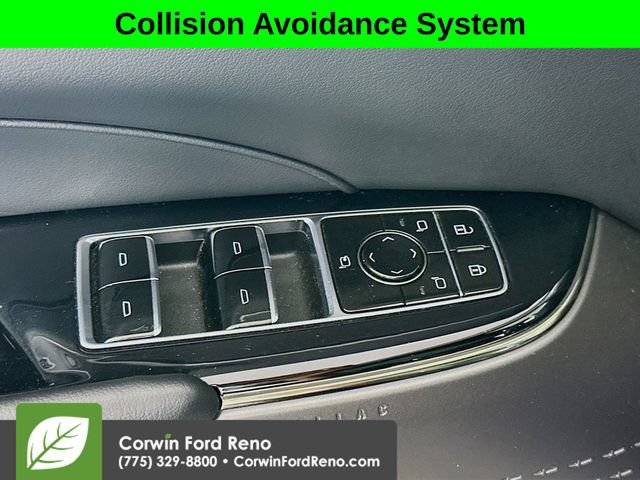 Used 2024 Cadillac Lyriq Sport AWD/4WD image 17