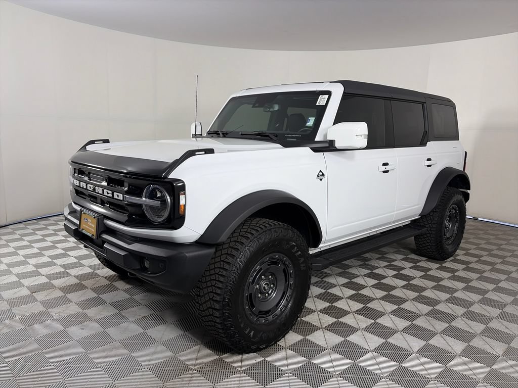 Certified 2024 Ford Bronco Outer Banks AWD/4WD image 3