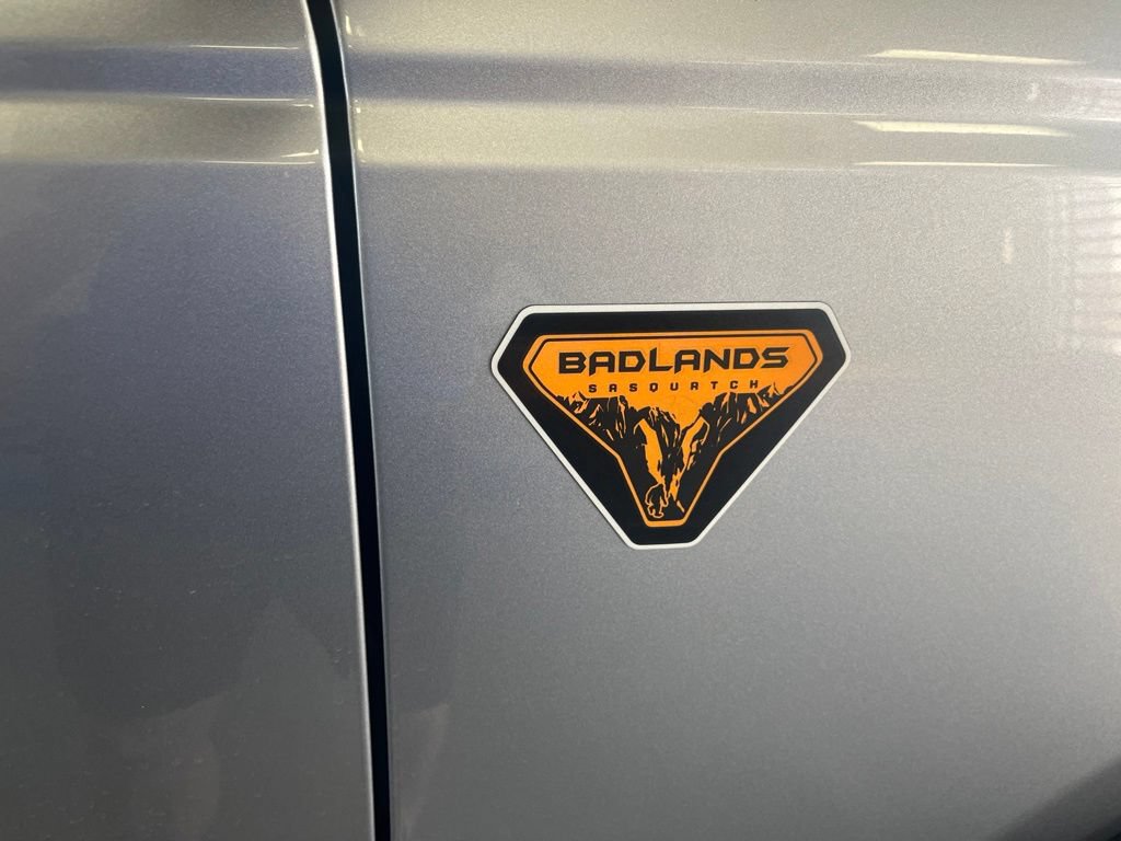 Certified 2022 Ford Bronco Badlands AWD/4WD image 11