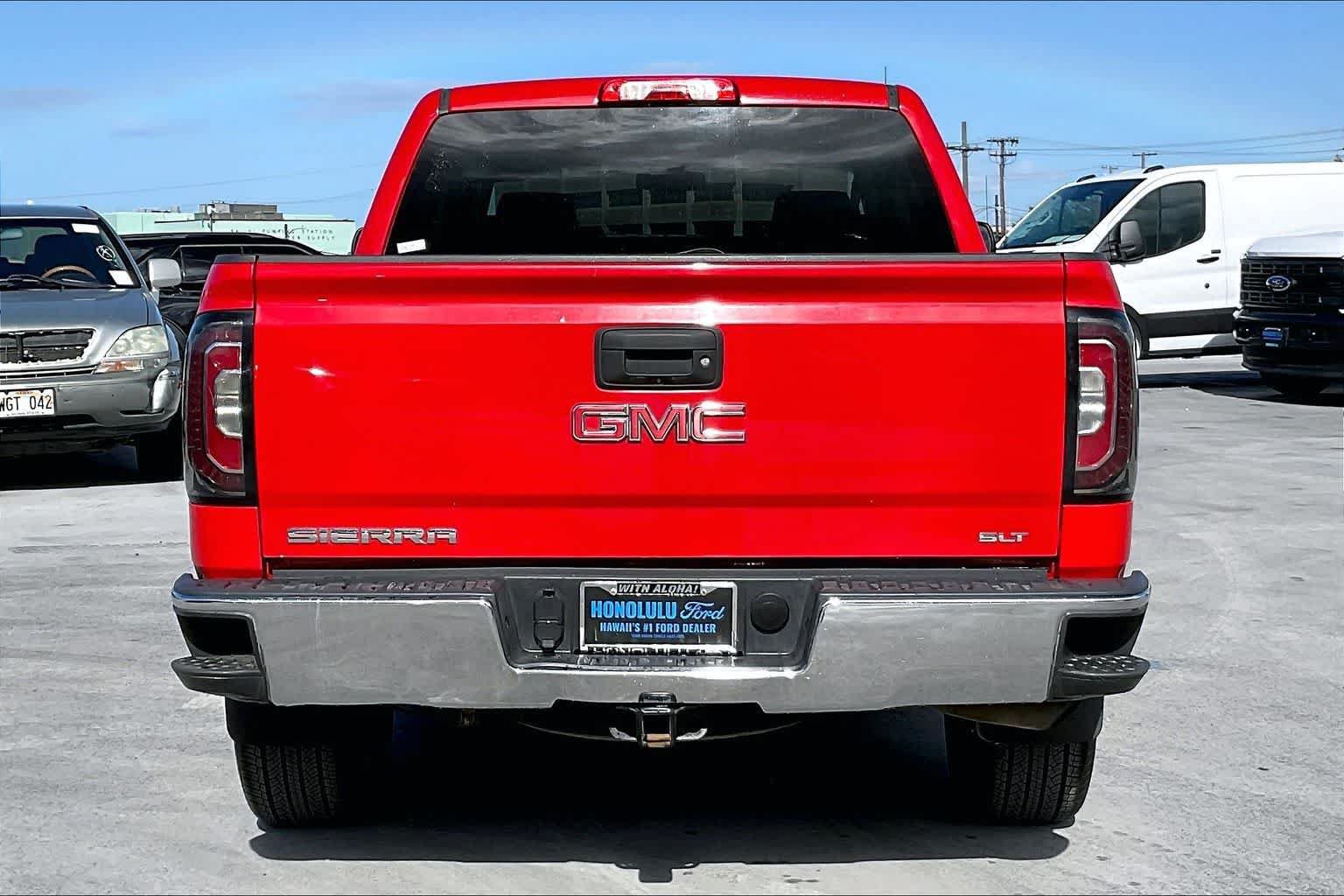 Used 2018 GMC Sierra 1500 SLT w/ SLT Premium Package AWD/4WD image 5