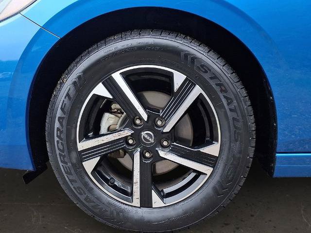 Used 2025 Nissan Sentra SV FWD image 9