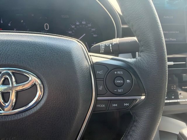 Used 2022 Toyota Avalon XLE w/ Moonroof Package FWD image 26