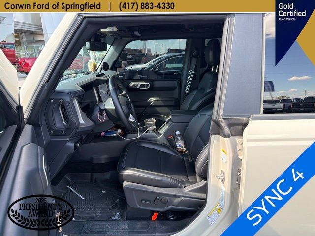 Certified 2025 Ford Bronco Outer Banks w/ Sasquatch Package AWD/4WD image 11