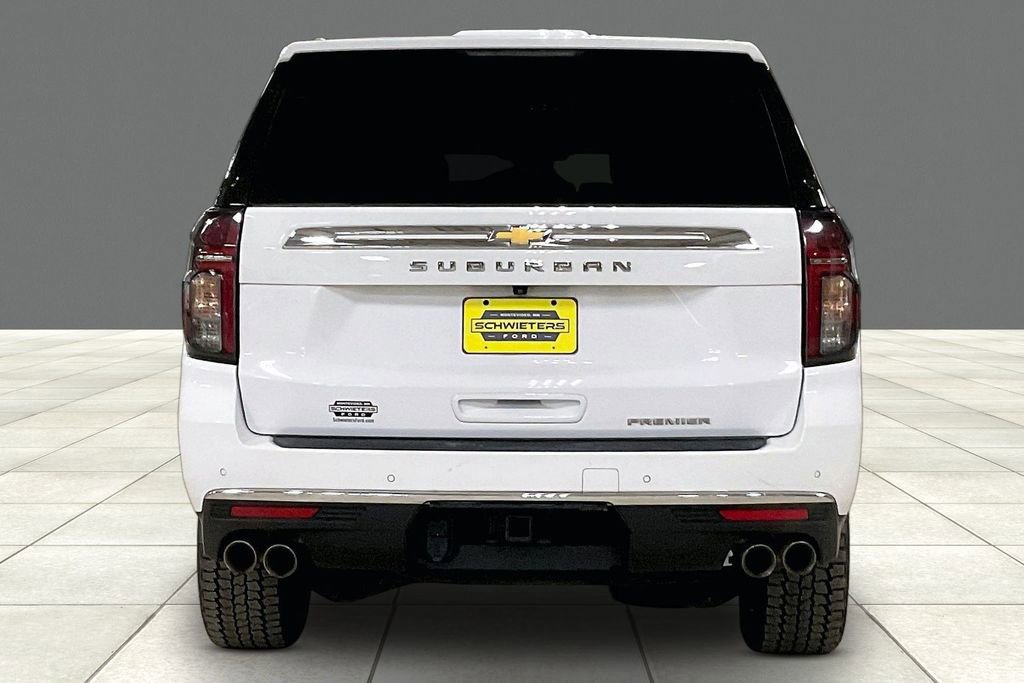 Used 2023 Chevrolet Suburban Premier image 3