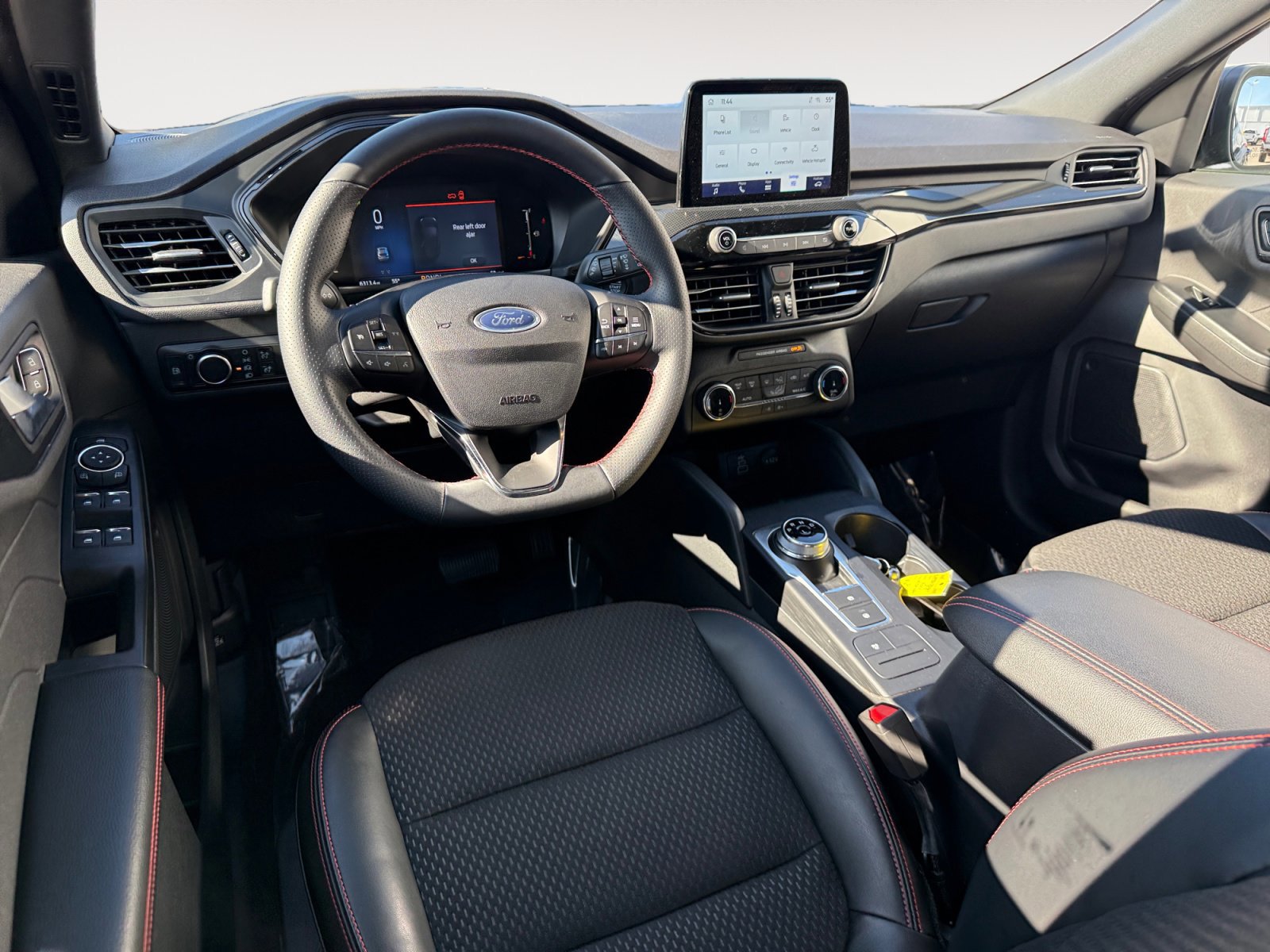 Certified 2025 Ford Escape ST-Line w/ Equipment Group 301A image 15