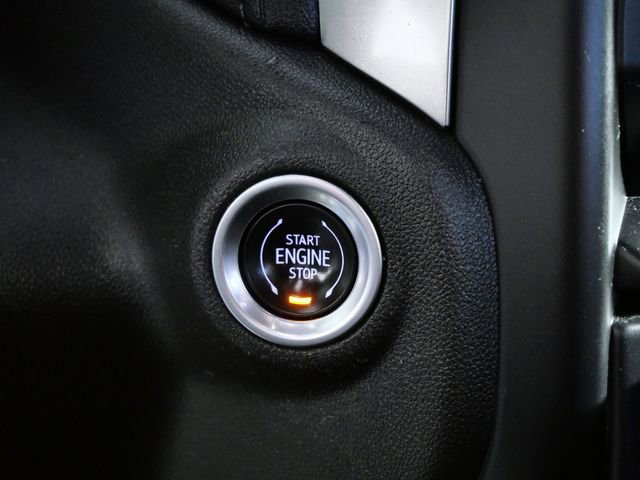 Used 2020 Chevrolet Silverado 1500 LT w/ All-Star Edition image 21