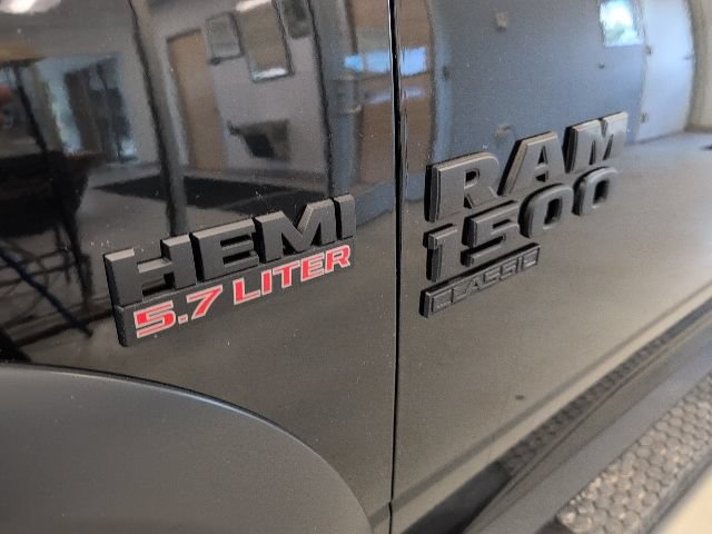 Used 2023 RAM 1500 Classic Warlock AWD/4WD image 8