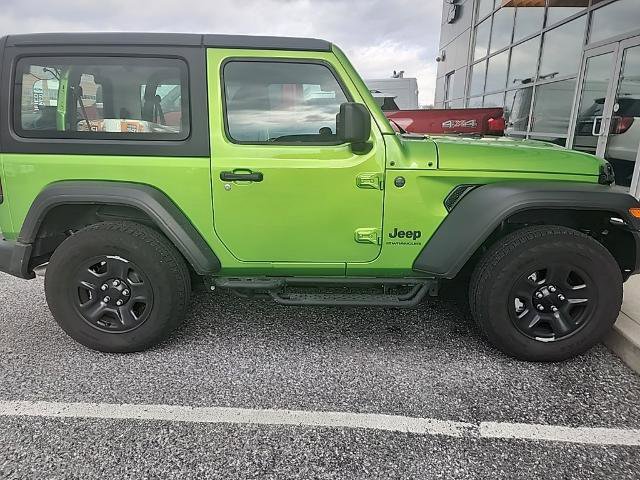 Used 2025 Jeep Wrangler Sport image 3