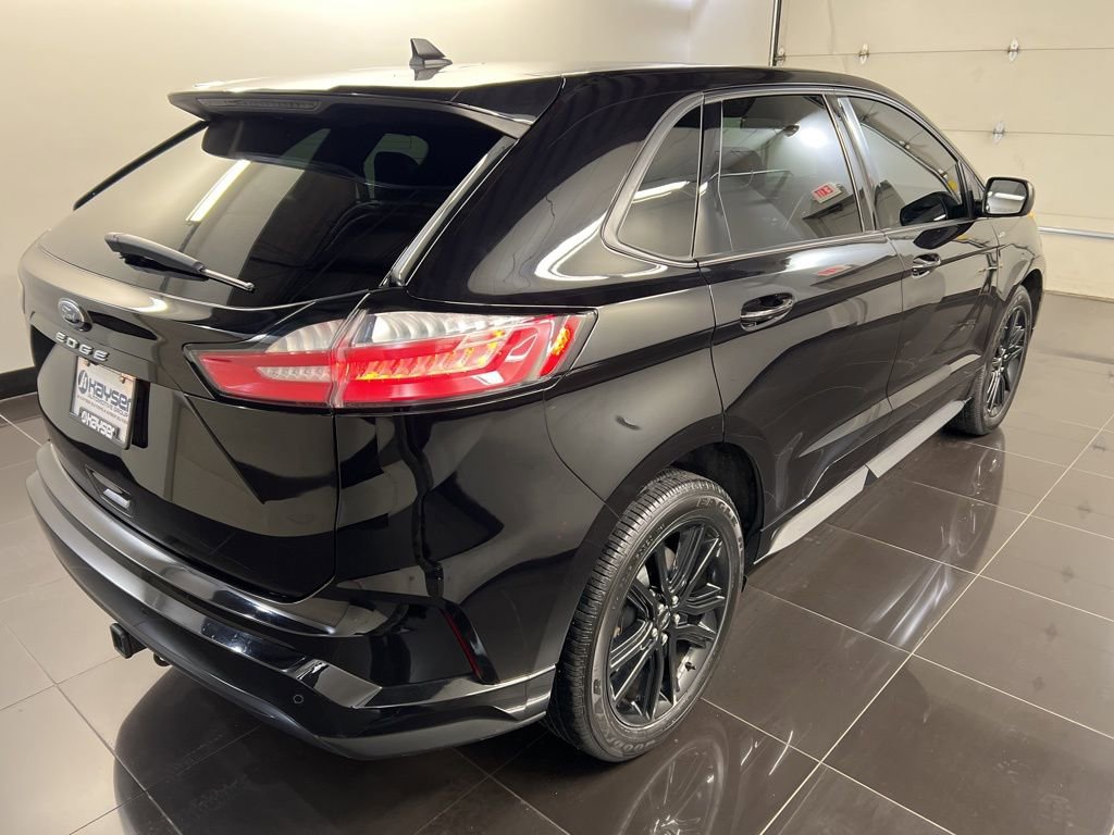 Certified 2022 Ford Edge ST-Line w/ Class II Trailer Tow Package AWD/4WD image 6