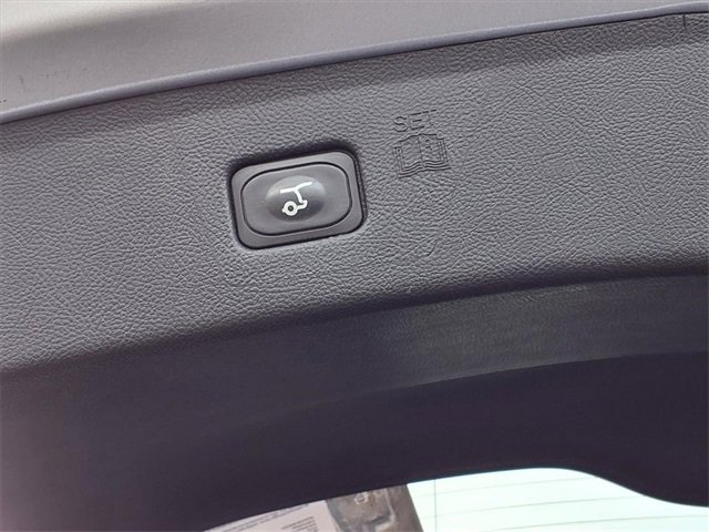 Certified 2023 Ford Edge SEL w/ Convenience Package image 22