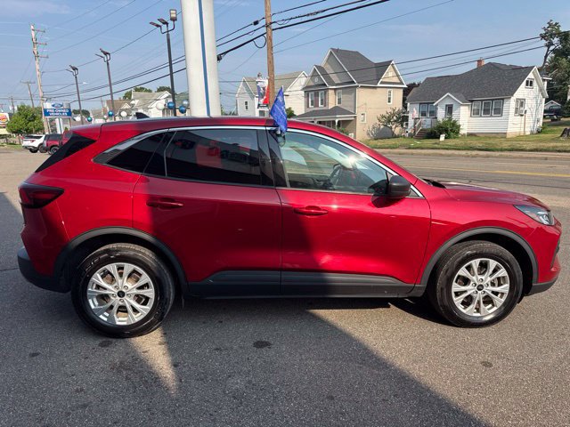 Certified 2023 Ford Escape Active w/ Tech Pack #1 AWD/4WD image 5