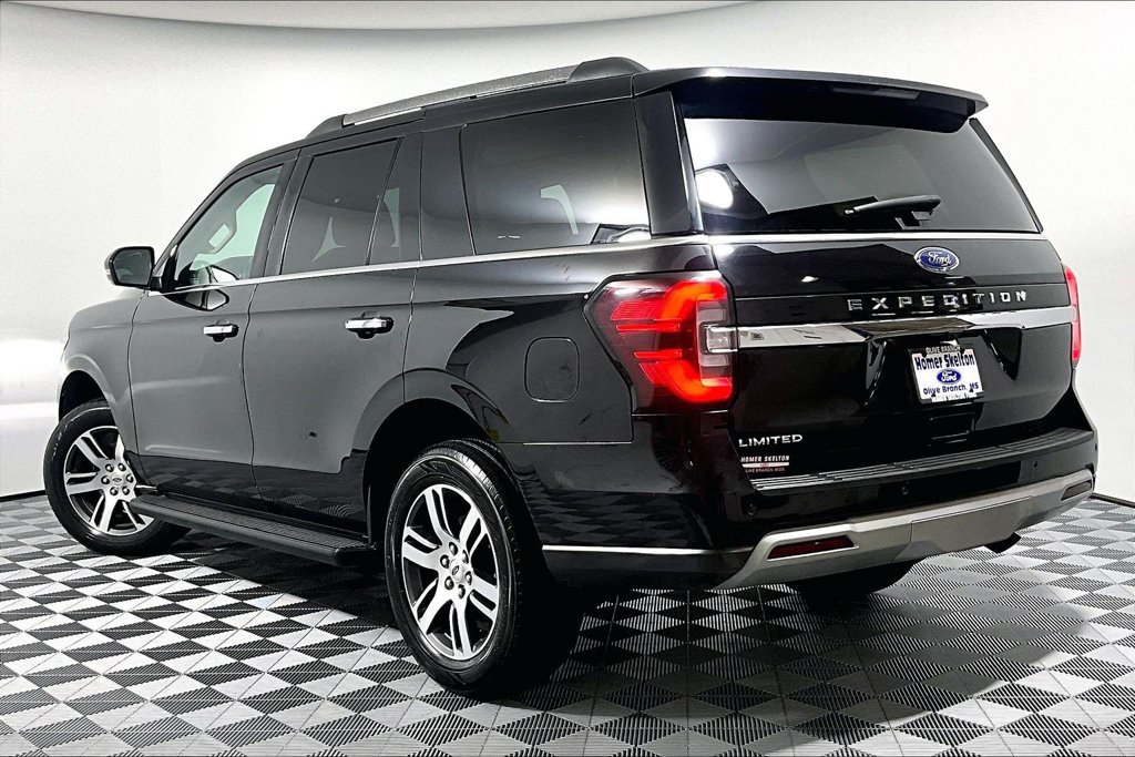 Certified 2024 Ford Expedition Limited RWD image 11