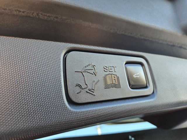 Certified 2022 Ford Mustang Mach-E Select w/ Comfort/Technology Package image 38