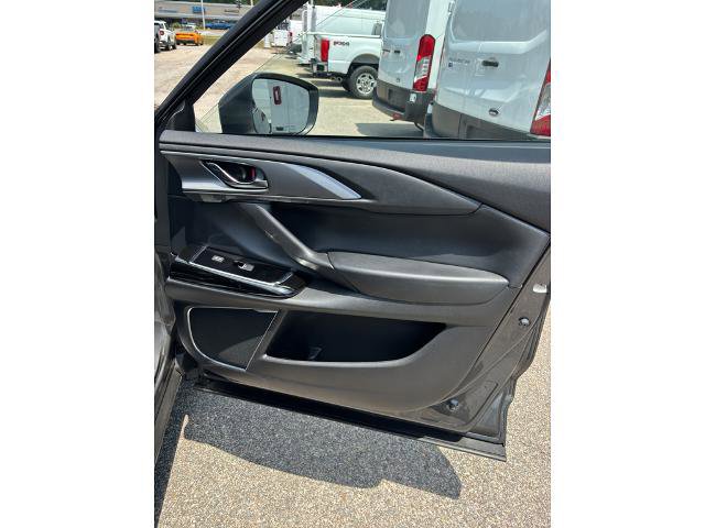 Used 2021 MAZDA CX-9 Touring w/ Touring Premium Package FWD image 5