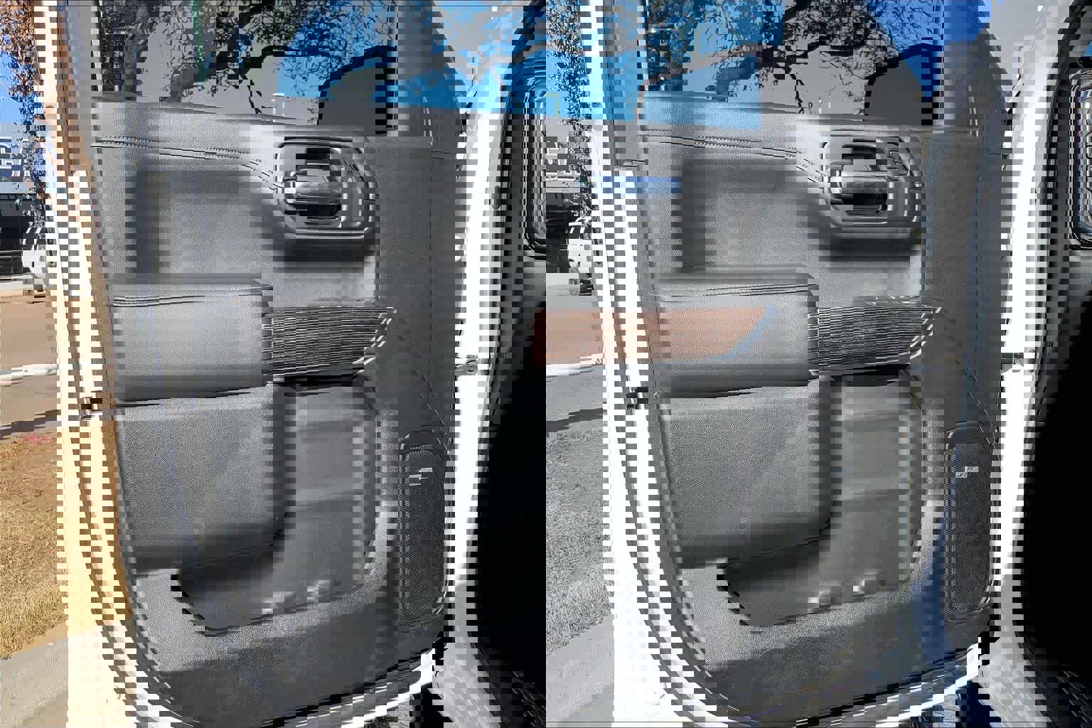 Used 2020 GMC Sierra 1500 Elevation w/ Elevation Value Package image 21