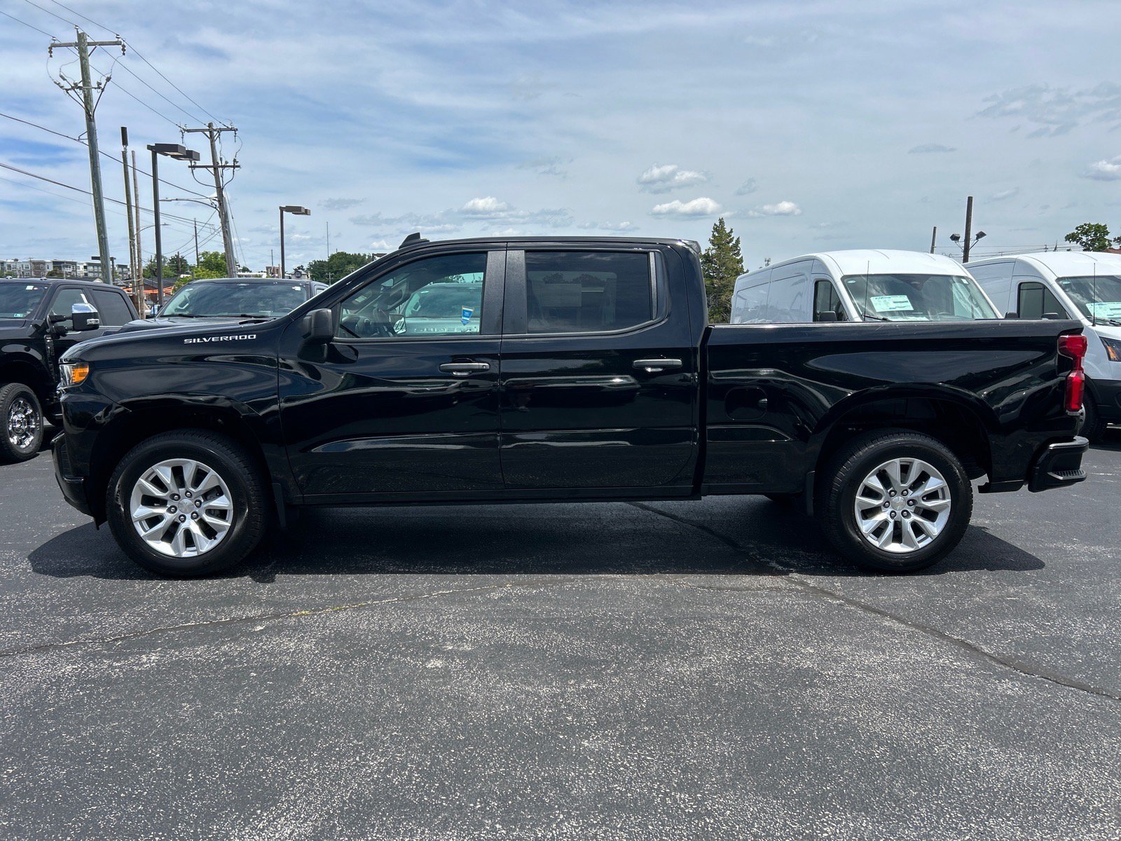 Used 2021 Chevrolet Silverado 1500 Custom AWD/4WD image 4