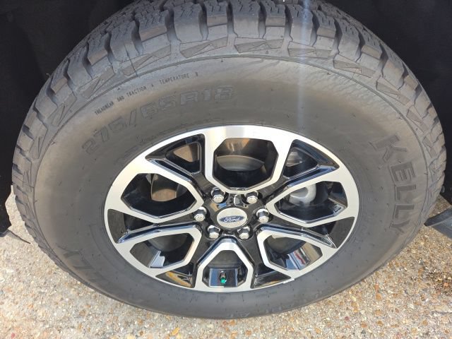 Certified 2024 Ford Expedition XLT RWD image 12