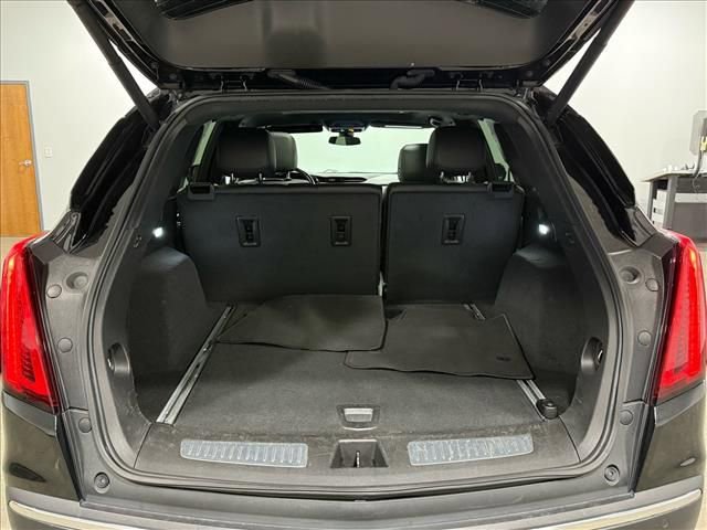 Used 2023 Cadillac XT5 Premium Luxury AWD/4WD image 15