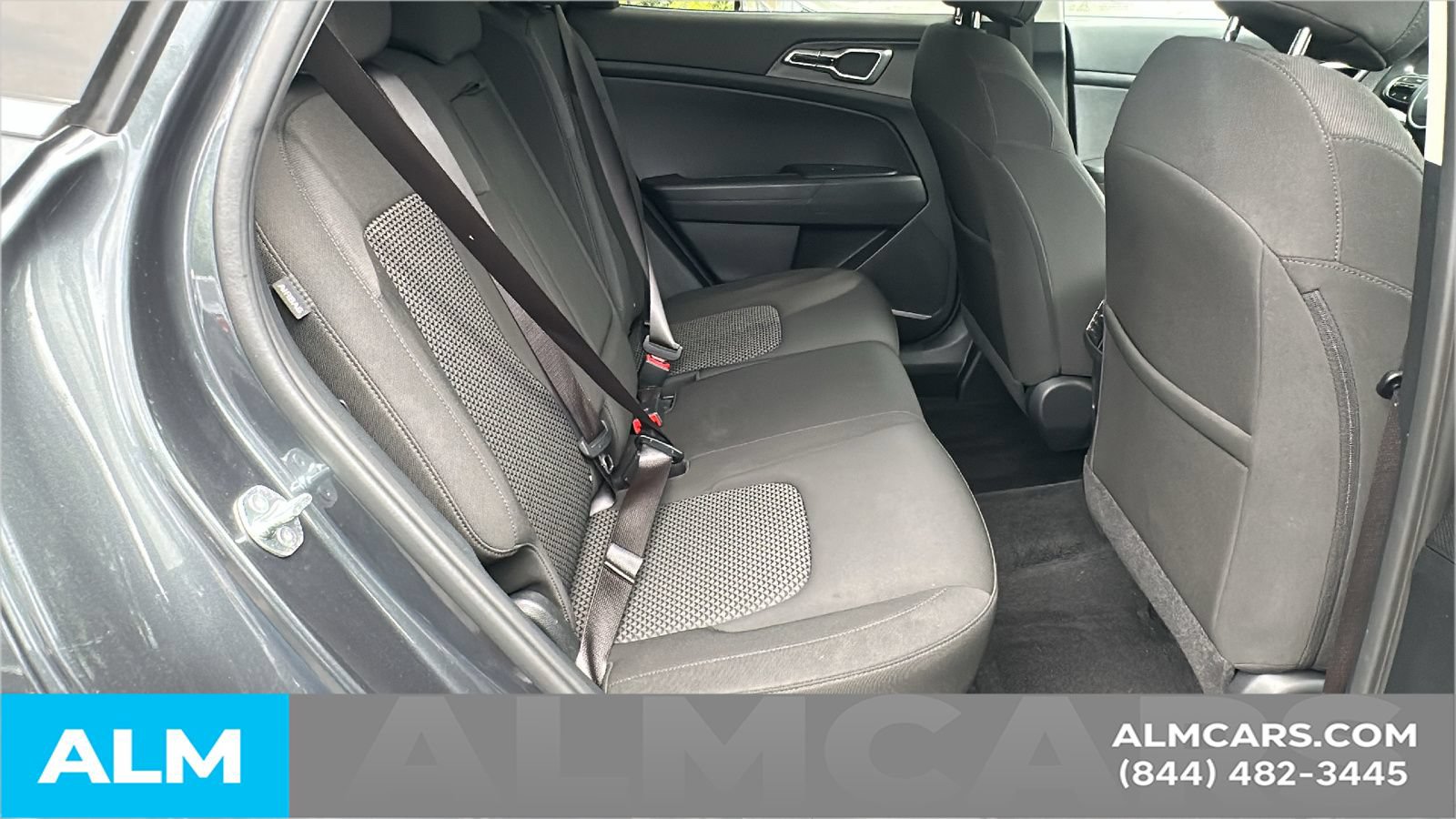 Used 2025 Kia Sportage LX AWD/4WD image 17