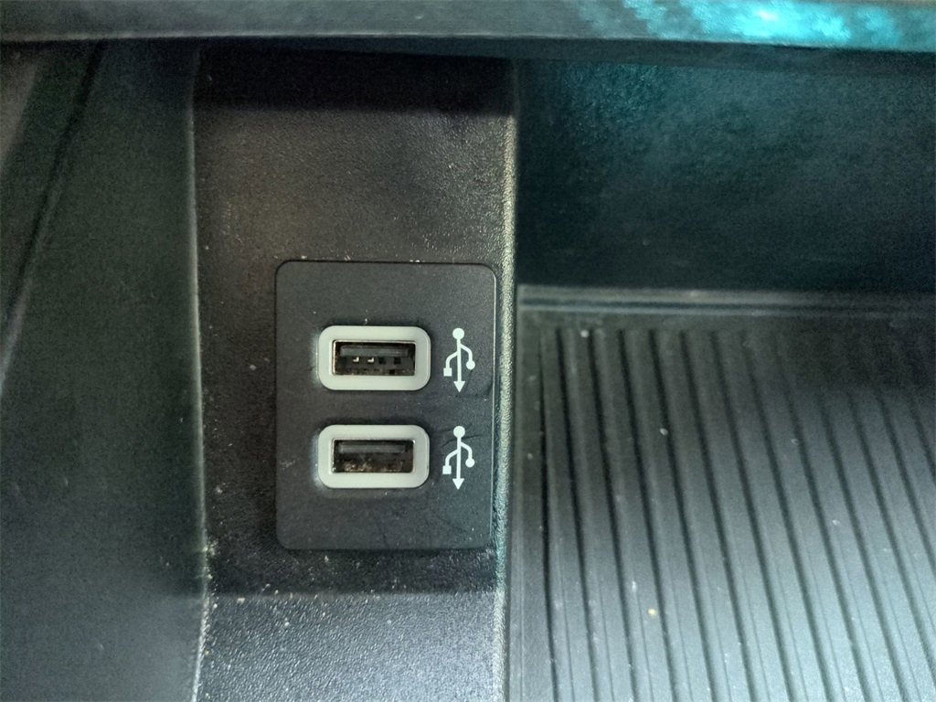 Certified 2020 Ford F150 Lariat w/ Equipment Group 502A Luxury image 23