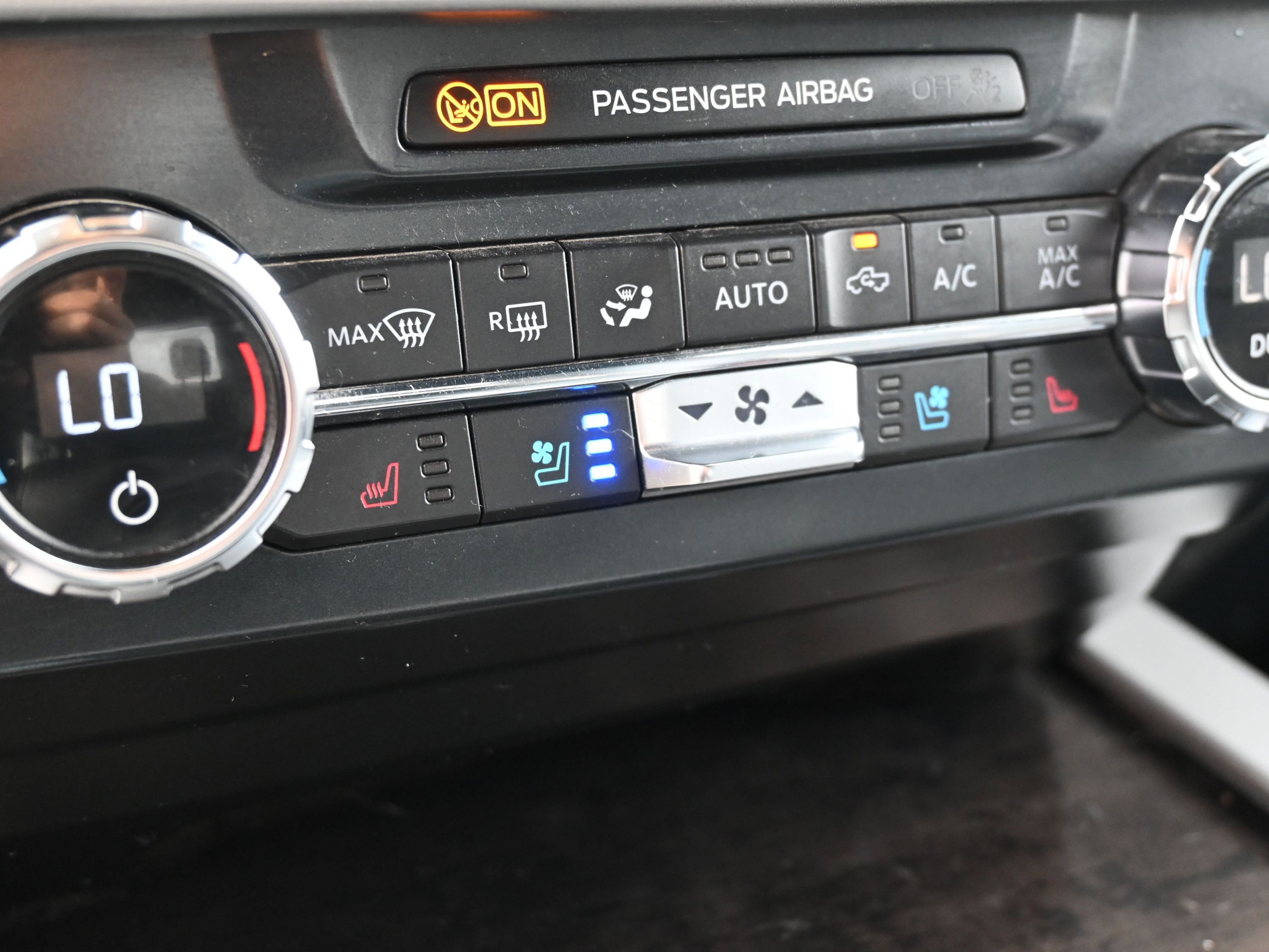 Certified 2022 Ford F350 Lariat w/ Lariat Ultimate Package image 31