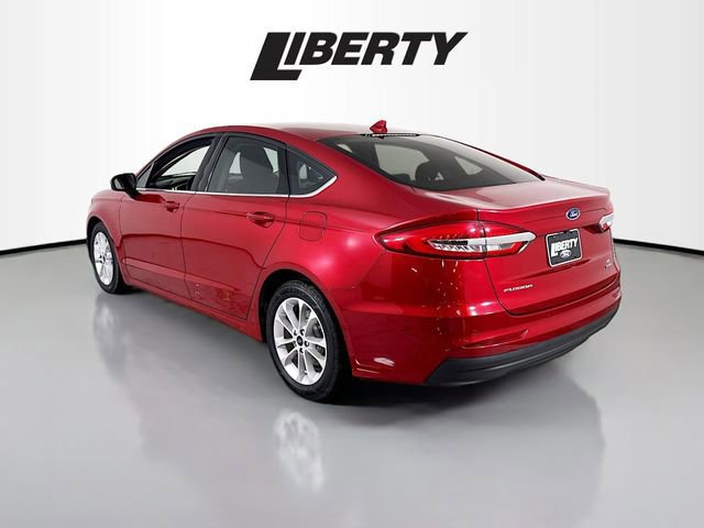 Certified 2020 Ford Fusion SE image 3