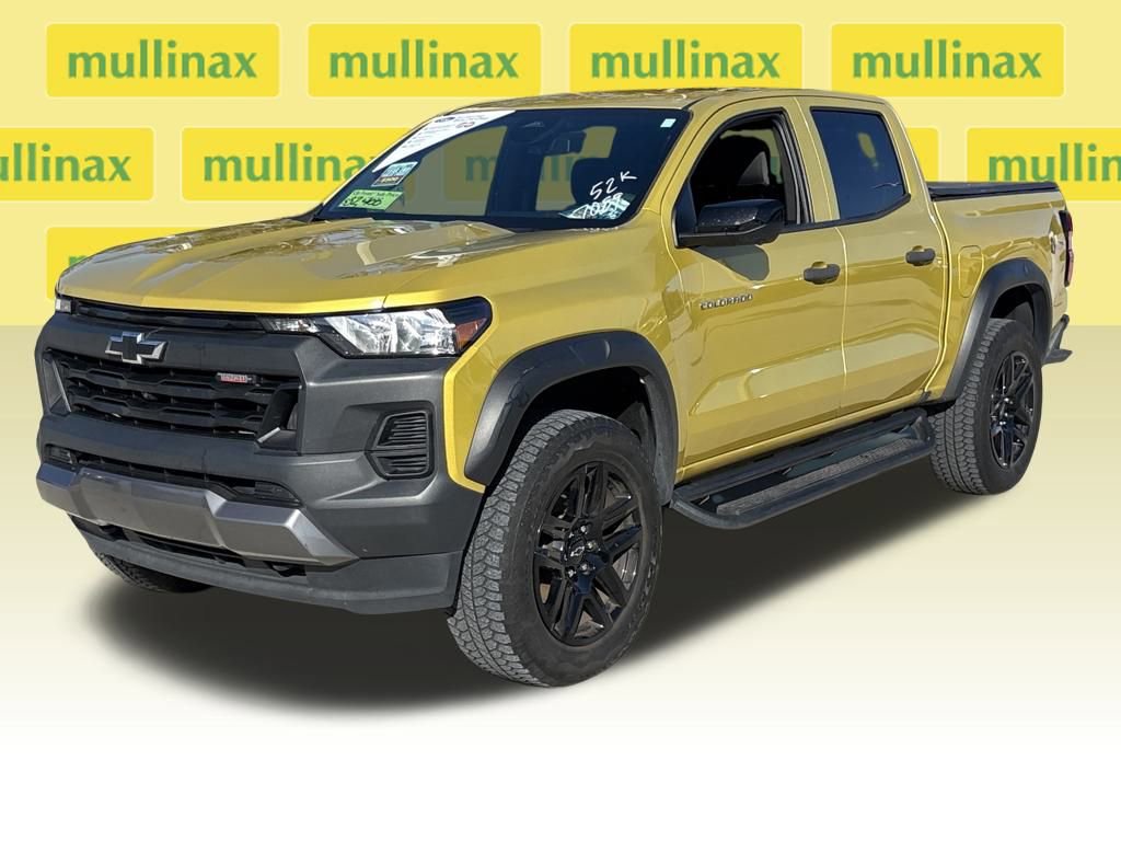 Used 2023 Chevrolet Colorado Trail Boss w/ Technology Package image 6