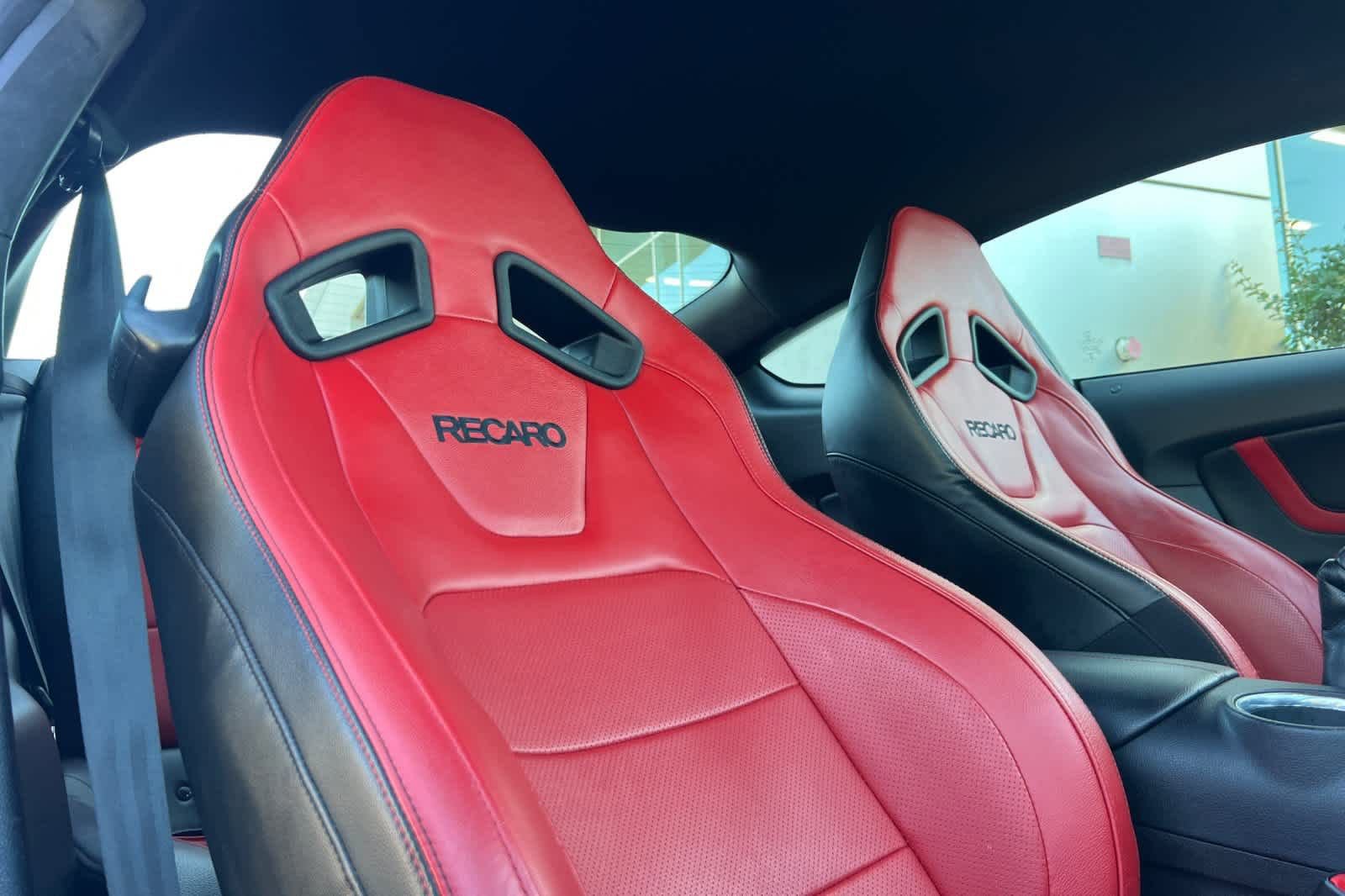 Certified 2019 Ford Mustang GT Premium image 17