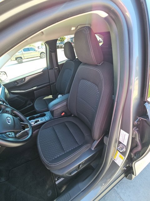Certified 2024 Ford Escape Active FWD image 12
