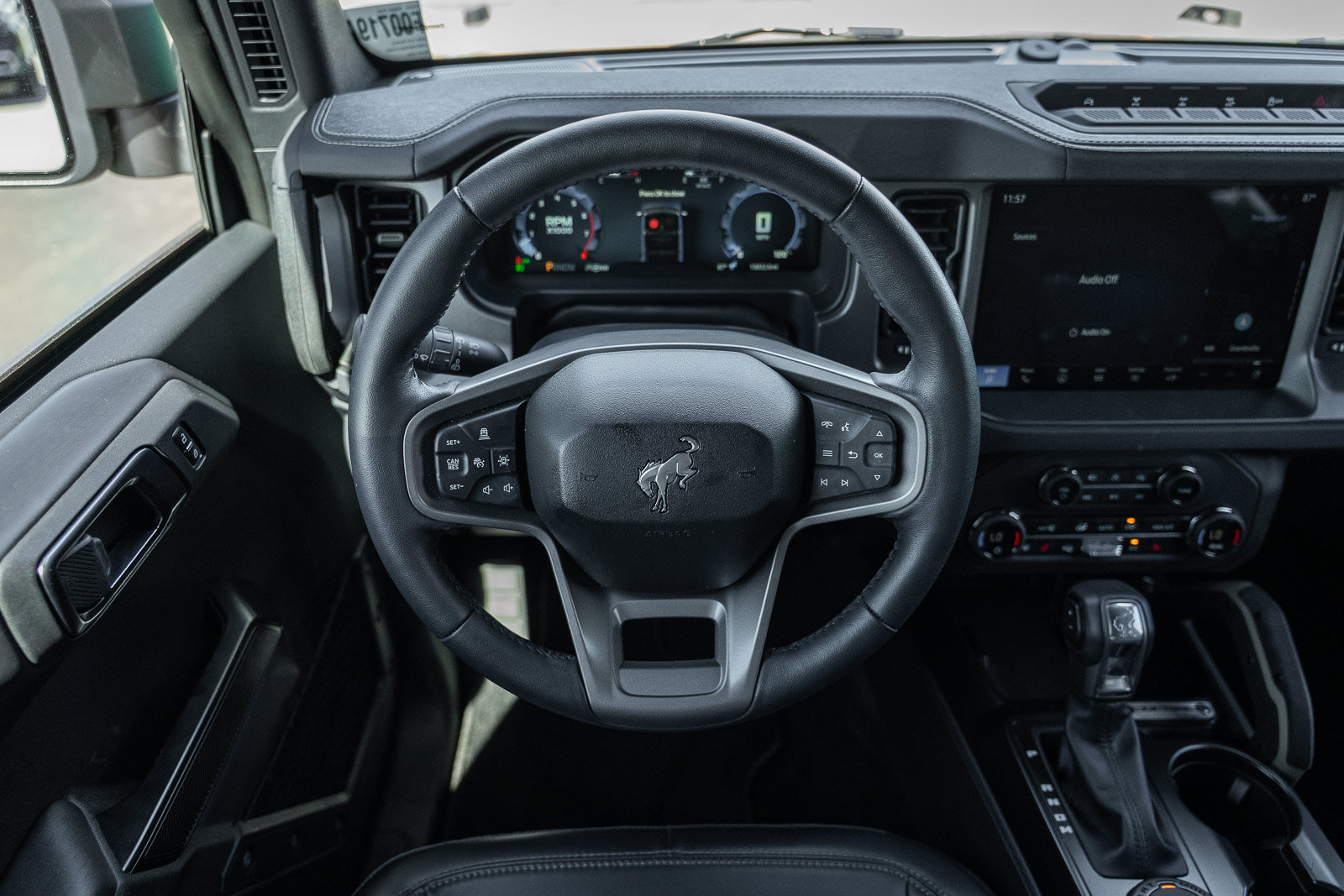 Certified 2025 Ford Bronco Badlands AWD/4WD image 23