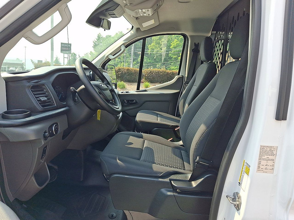 Certified 2025 Ford Transit 250 Low Roof w/ Exterior Upgrade Package RWD image 11