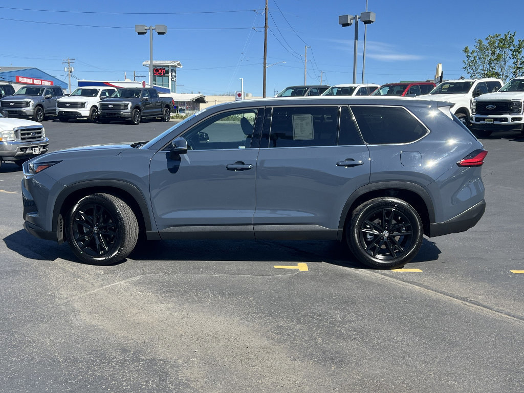 Used 2024 Toyota Grand Highlander AWD image 6