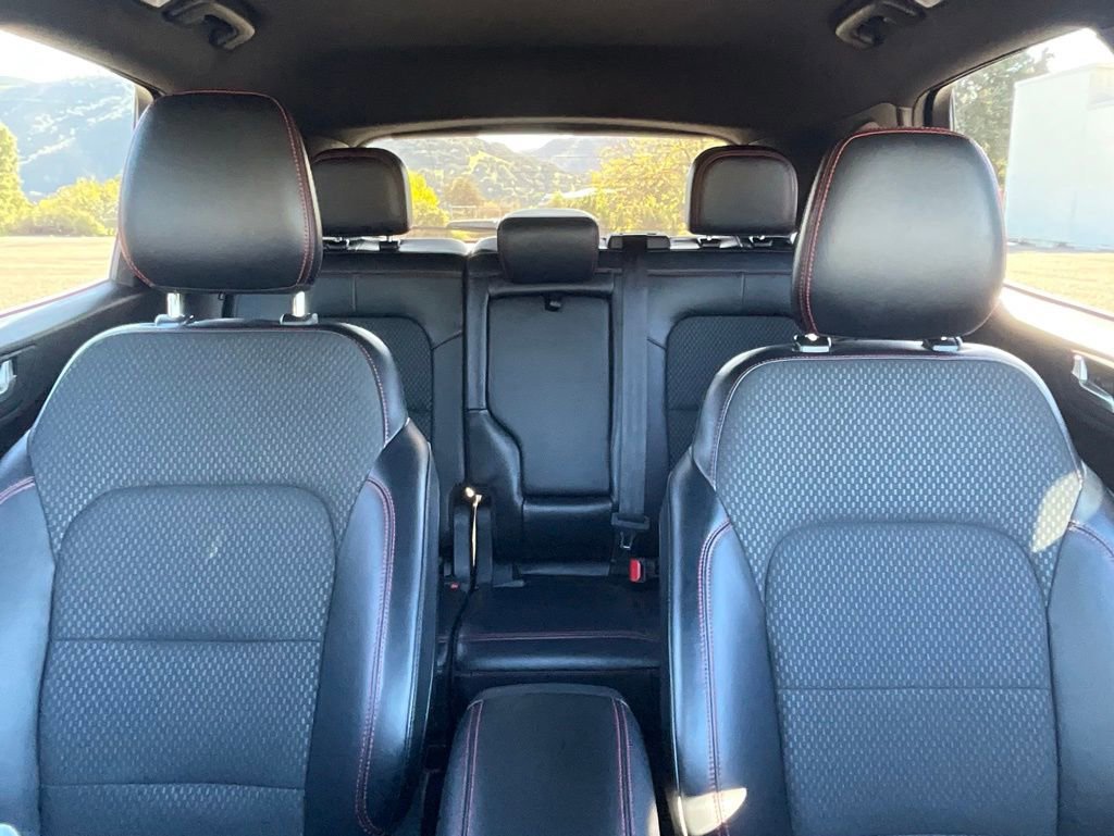 Certified 2024 Ford Escape ST-Line w/ Tech Pack #1 image 44