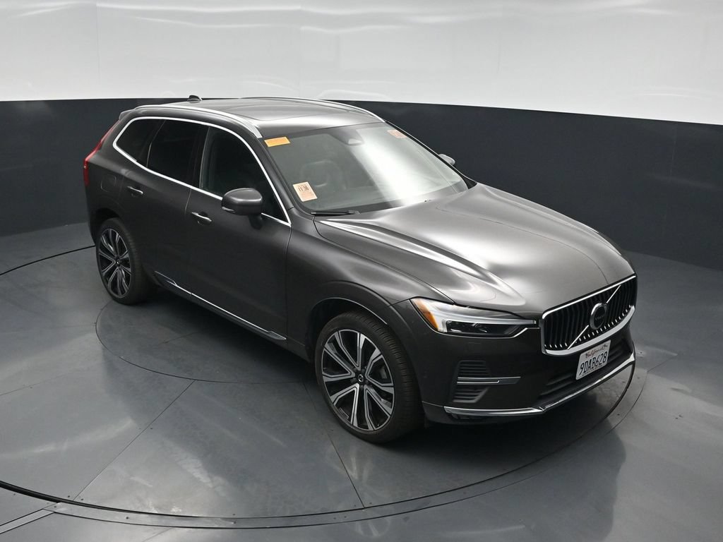 Used 2023 Volvo XC60 B5 Ultimate w/ Climate Package AWD/4WD image 35