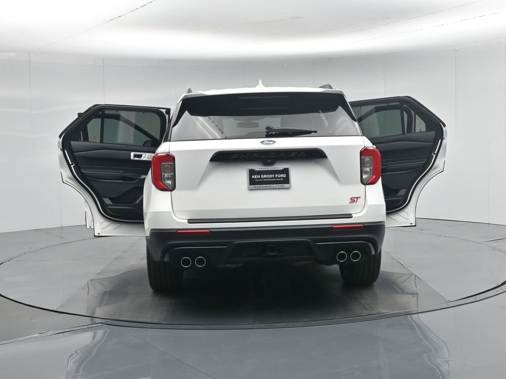 Certified 2023 Ford Explorer ST w/ Equipment Group 401A AWD/4WD image 38