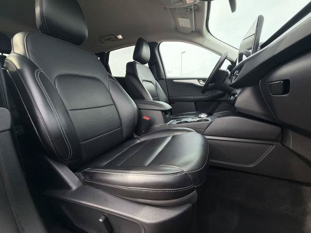 Certified 2024 Ford Escape Platinum AWD/4WD image 21