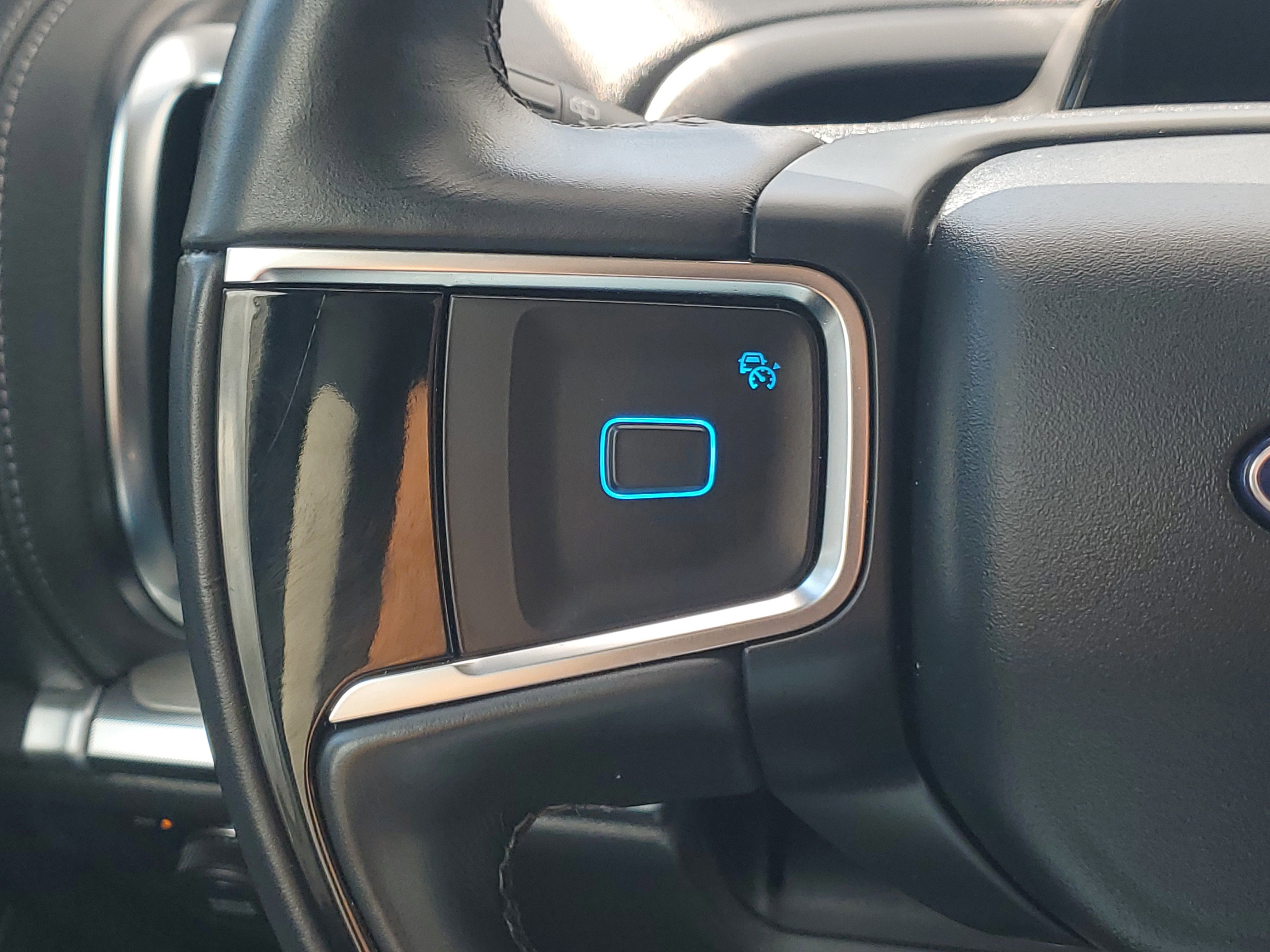 Certified 2025 Ford Expedition Max Platinum image 26