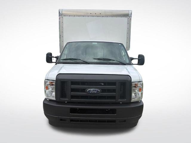 Certified 2024 Ford E-450 and Econoline 450 Super Duty w/ Power Windows & Locks Group RWD image 3