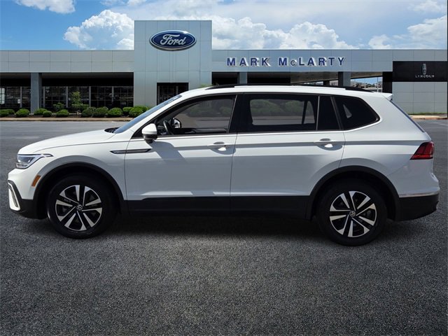 Used 2024 Volkswagen Tiguan S image 2