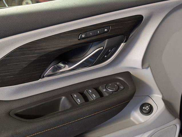 Used 2018 GMC Terrain SLT w/ Preferred Package image 15