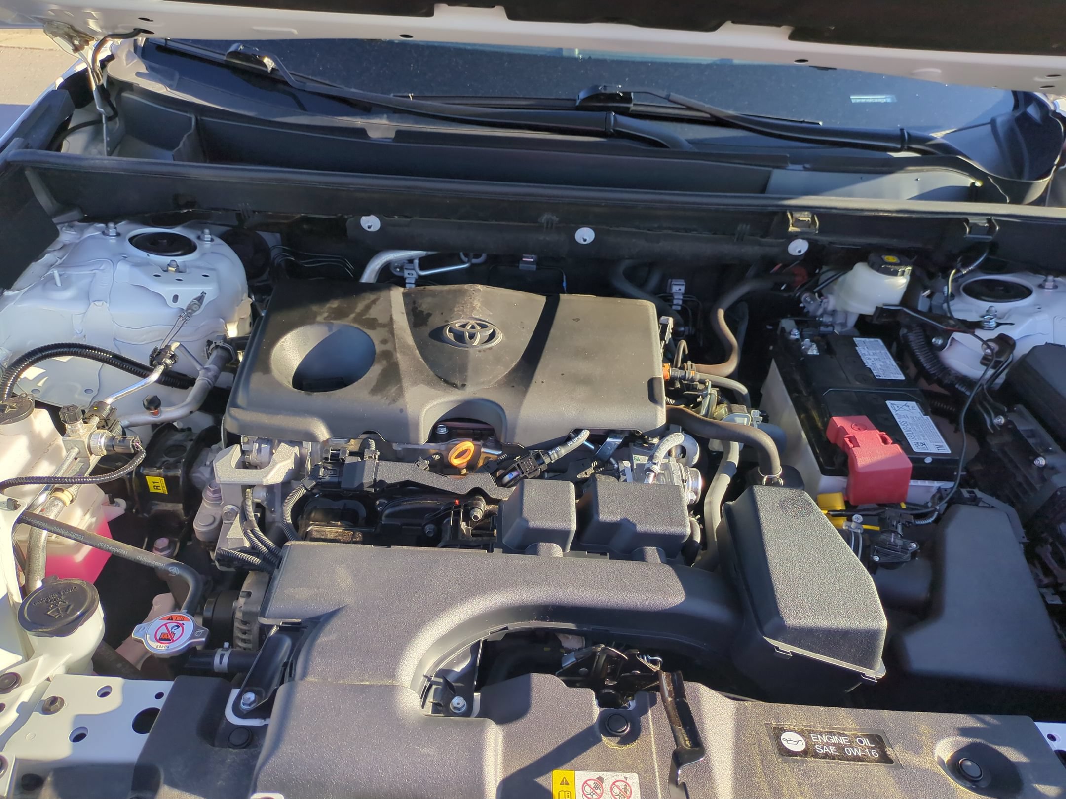 Used 2024 Toyota RAV4 LE FWD image 40