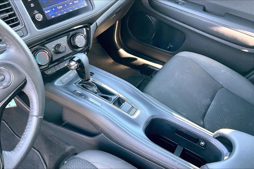 Used 2022 Honda HR-V Sport image 15