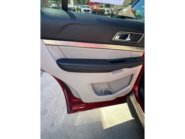Certified 2019 Ford Explorer XLT w/ Equipment Group 202A FWD image 9