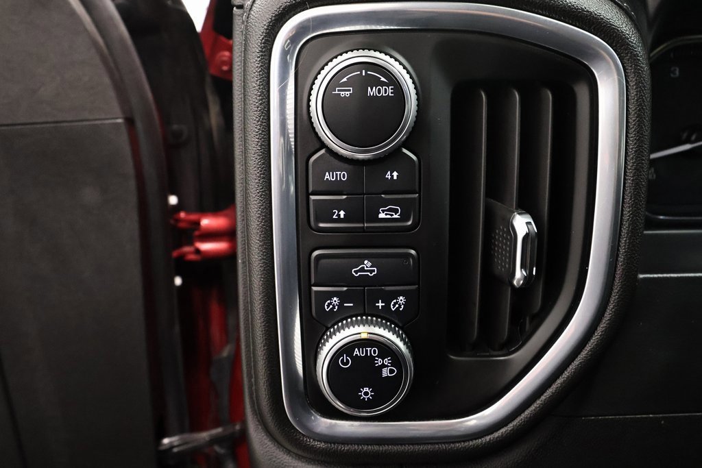 Used 2020 GMC Sierra 1500 SLE w/ SLE Value Package image 28