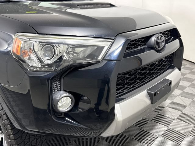 Used 2017 Toyota 4Runner TRD Off-Road AWD/4WD image 13