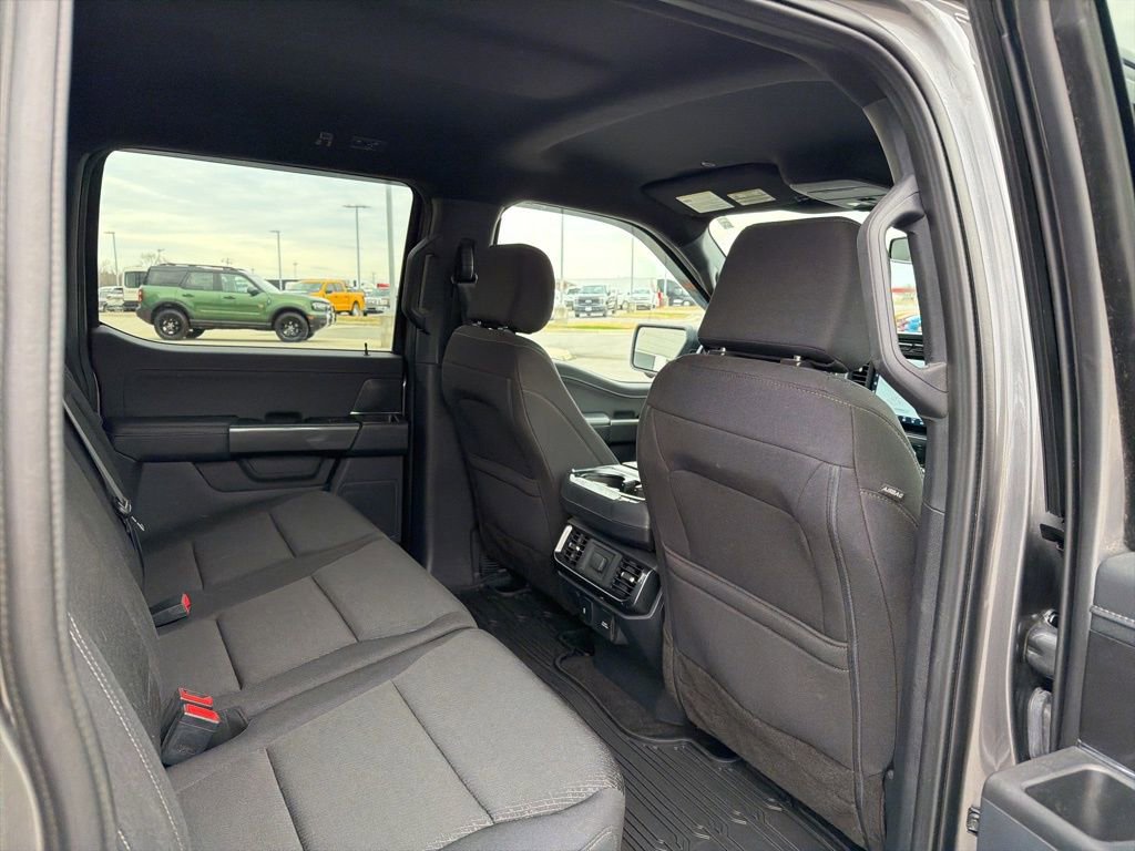 Certified 2022 Ford F150 XLT w/ Equipment Group 302A High image 18