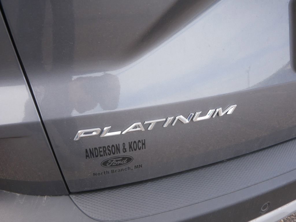 Certified 2024 Ford Escape Platinum AWD/4WD image 8
