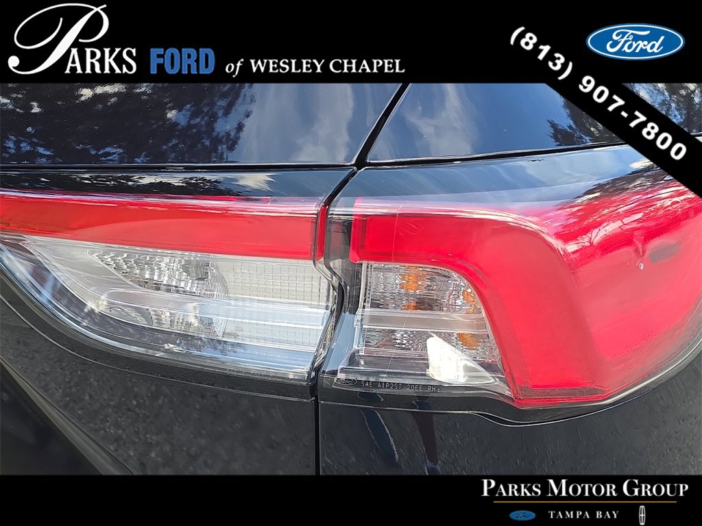 Certified 2021 Ford Escape SEL w/ Technology Package image 8