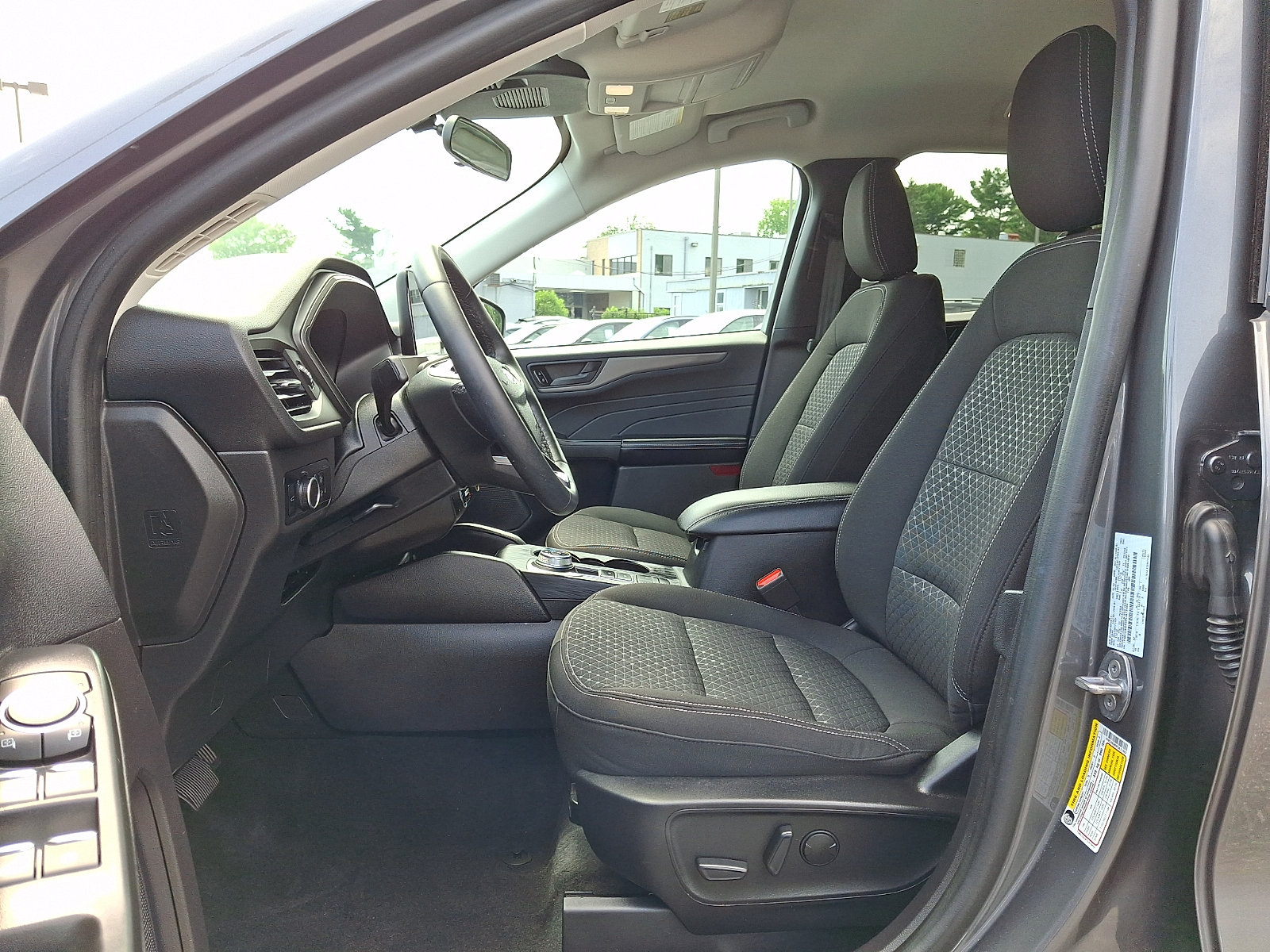 Certified 2023 Ford Escape Active AWD/4WD image 14