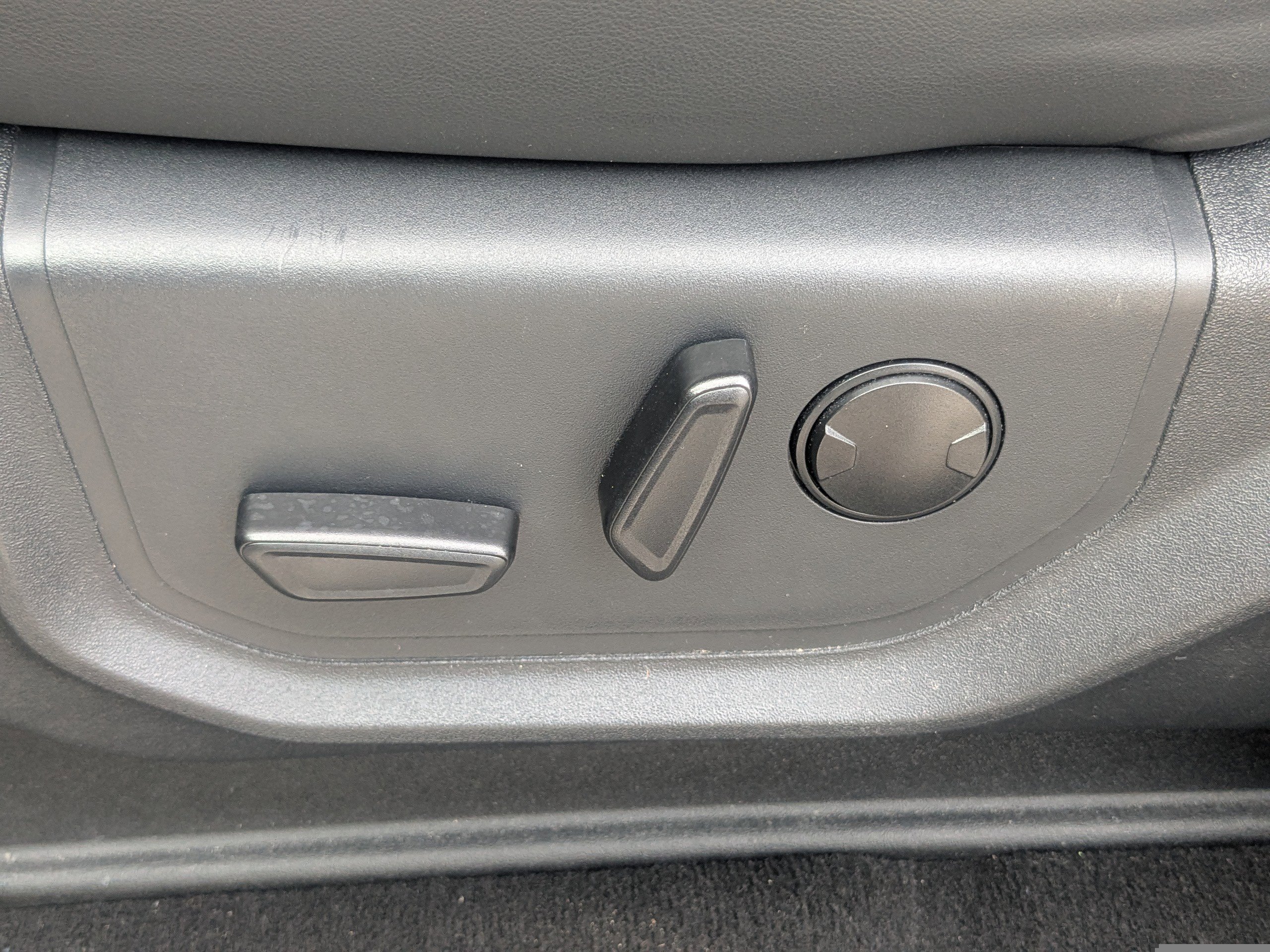 Certified 2024 Ford Expedition XLT image 22